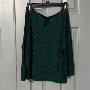 Green and black knit sweater. 3/4 sleeves